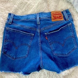 Levi shorts